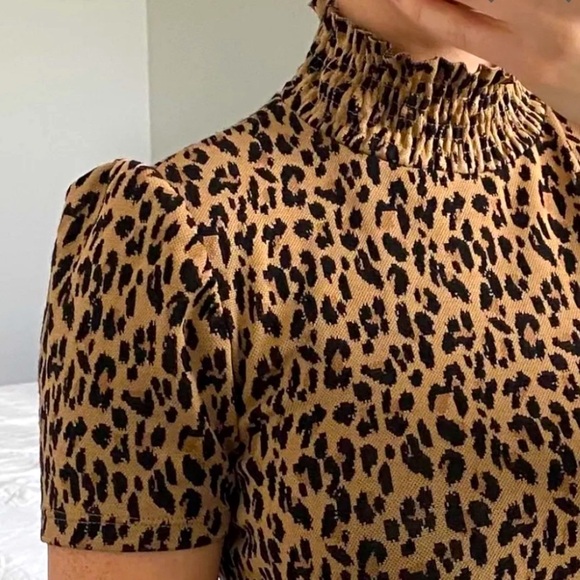 Zara Animal Print Black & Brown Smocked Neck Crop Top Puffed Short Sleeve Size S - Picture 6 of 10